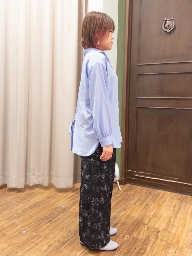 みかりん さんの「SHOO･LA･RUE｜◆シアーネックカバー」を使ったコーディネート