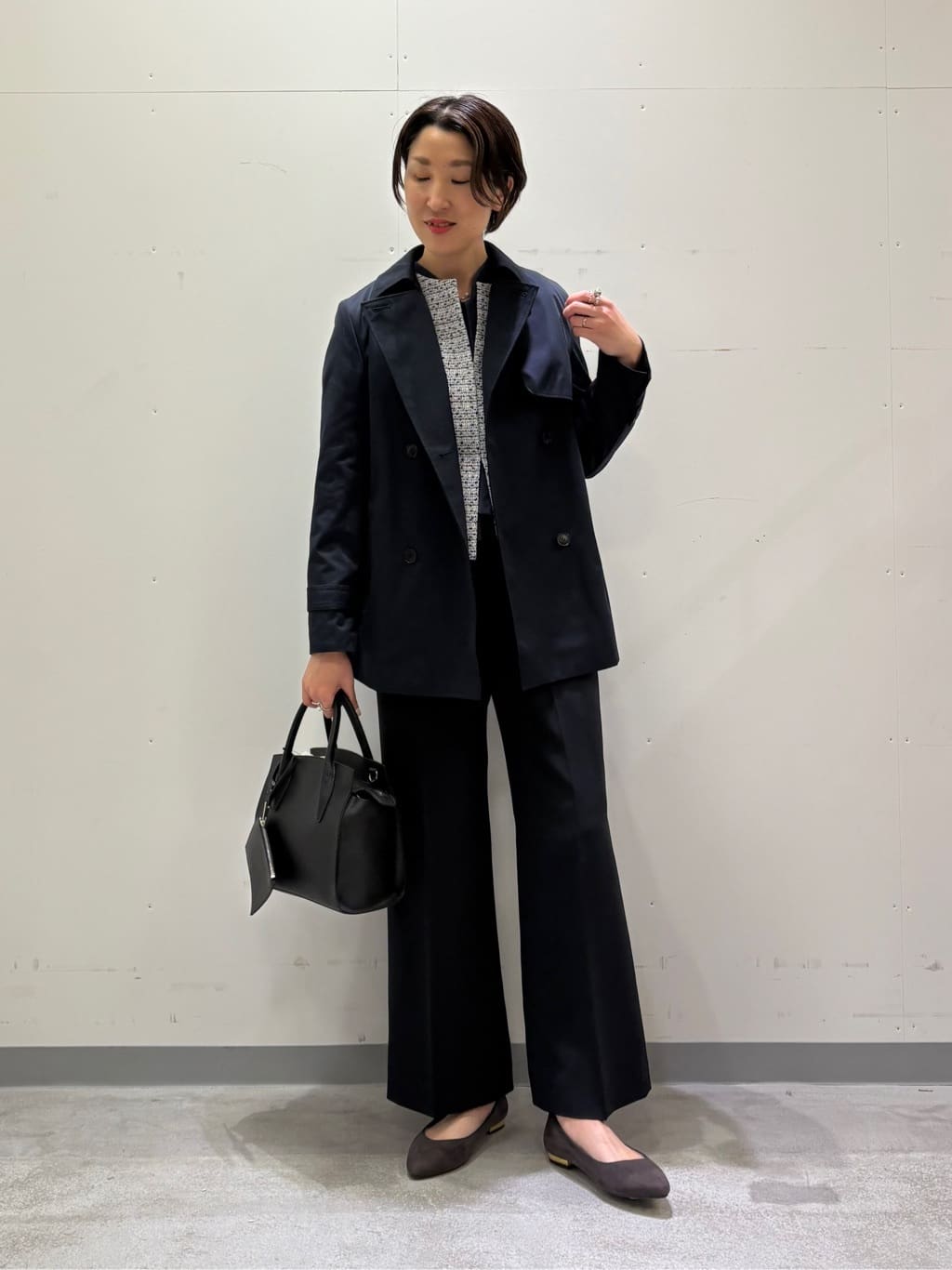 yuriさんの「INDIVI｜【洗える／UVケア／スーツ】ストレッチワイドパンツ」を使ったコーディネート