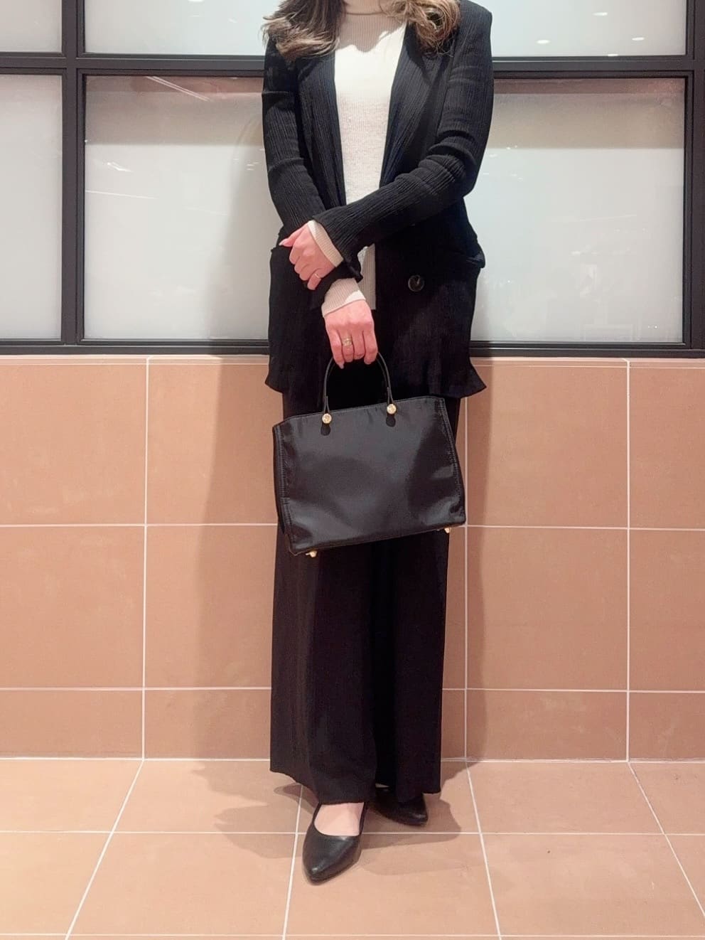 kaoriさんの「ESPERANZA｜《定番》晴雨兼用クッションフラットパンプス」を使ったコーディネート