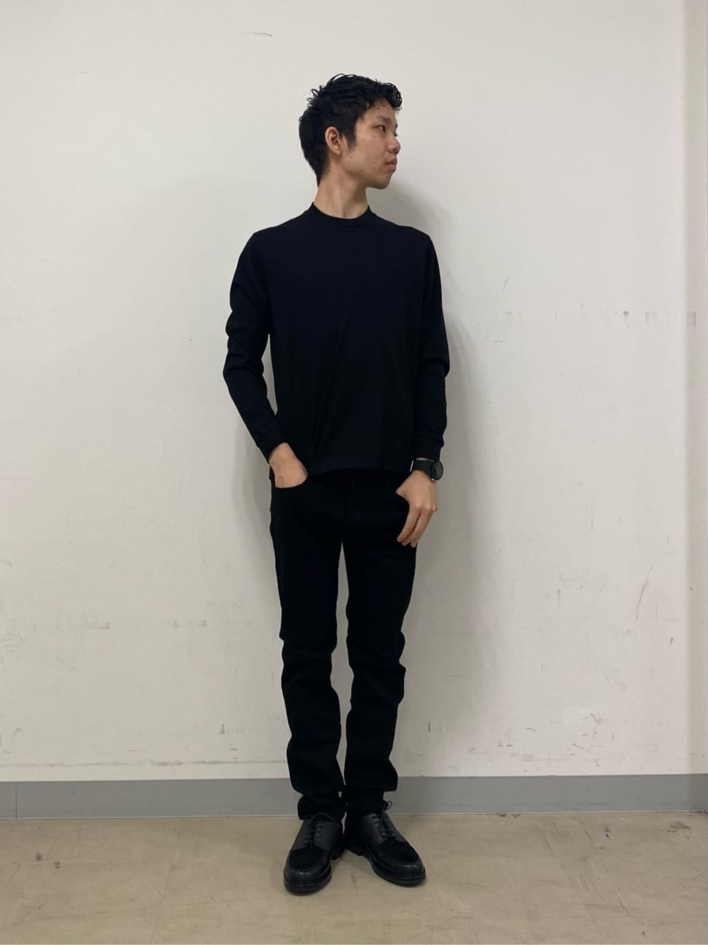 shoumaさんの「TAKEO KIKUCHI｜【Sサイズ～】ストレッチ デニム パンツ」を使ったコーディネート