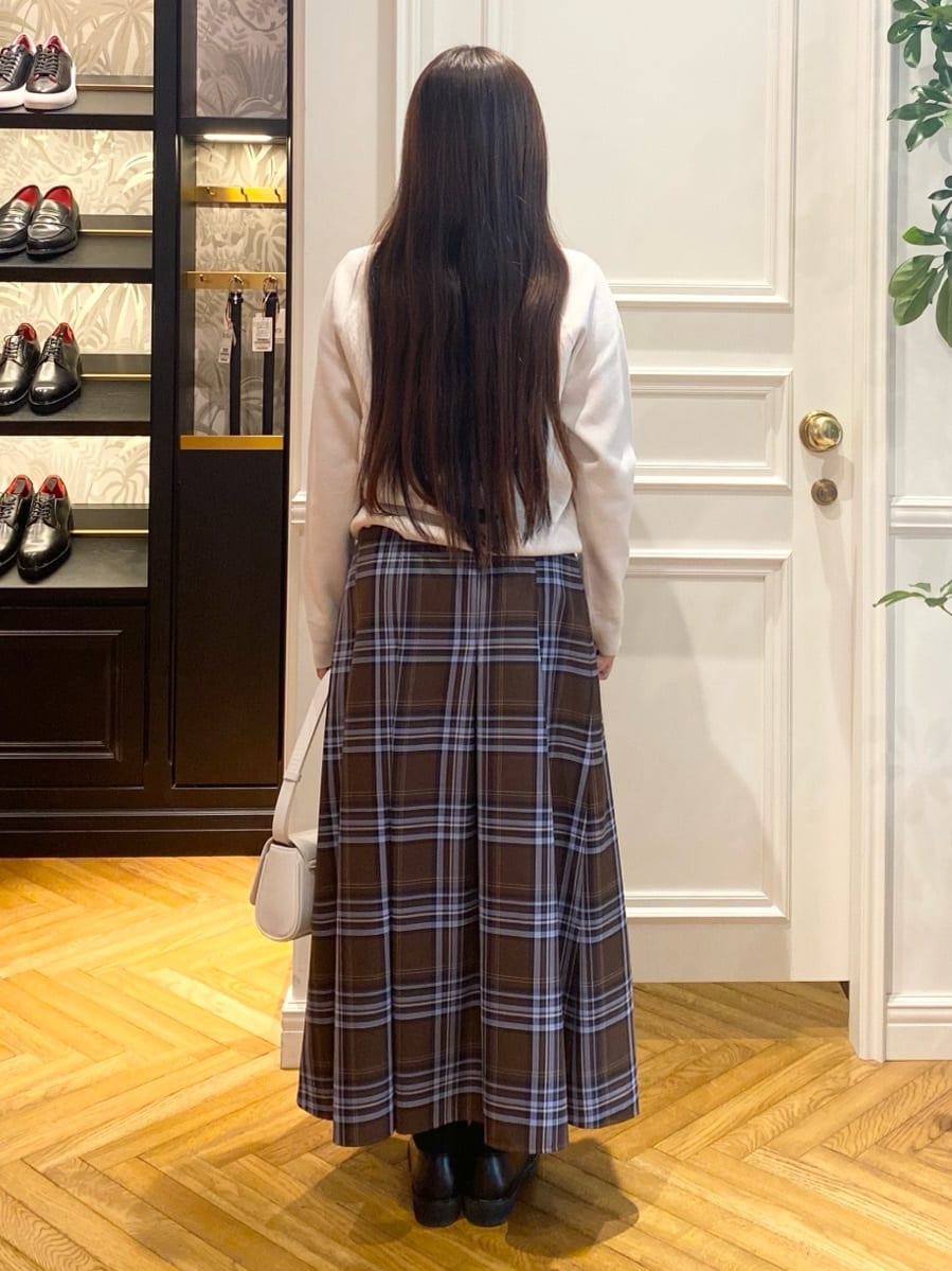 c.wさんの「DRESSTERIOR｜◆【ウォッシャブル】コットンフルニードルプルオーバーニット」を使ったコーディネート