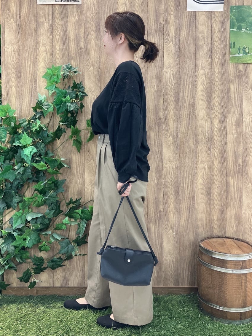 やすさんの「SHOO･LA･RUE｜」を使ったコーディネート