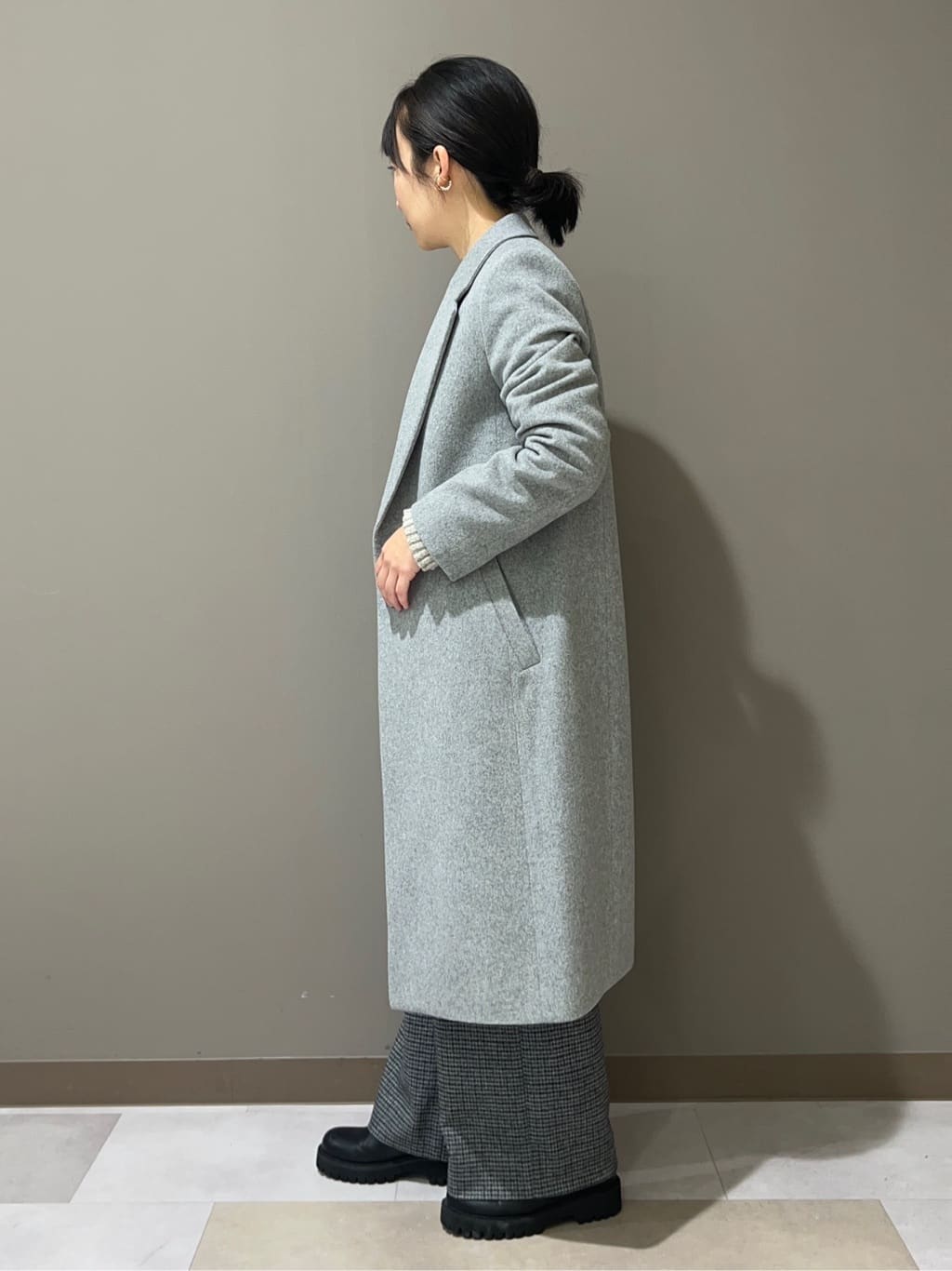 hattoriさんの「INDIVI｜【定番人気！/名品コート/日本製】ウール100%チェスターコート」を使ったコーディネート