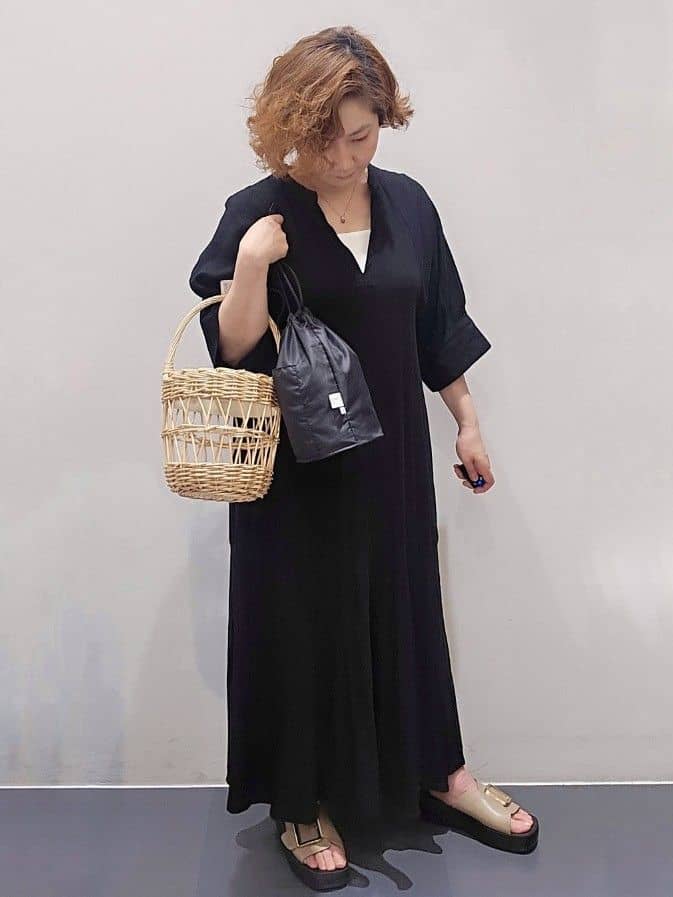 ゆきをさんの「OPAQUE.CLIP｜◆キーネックワンピース【洗える】」を使ったコーディネート