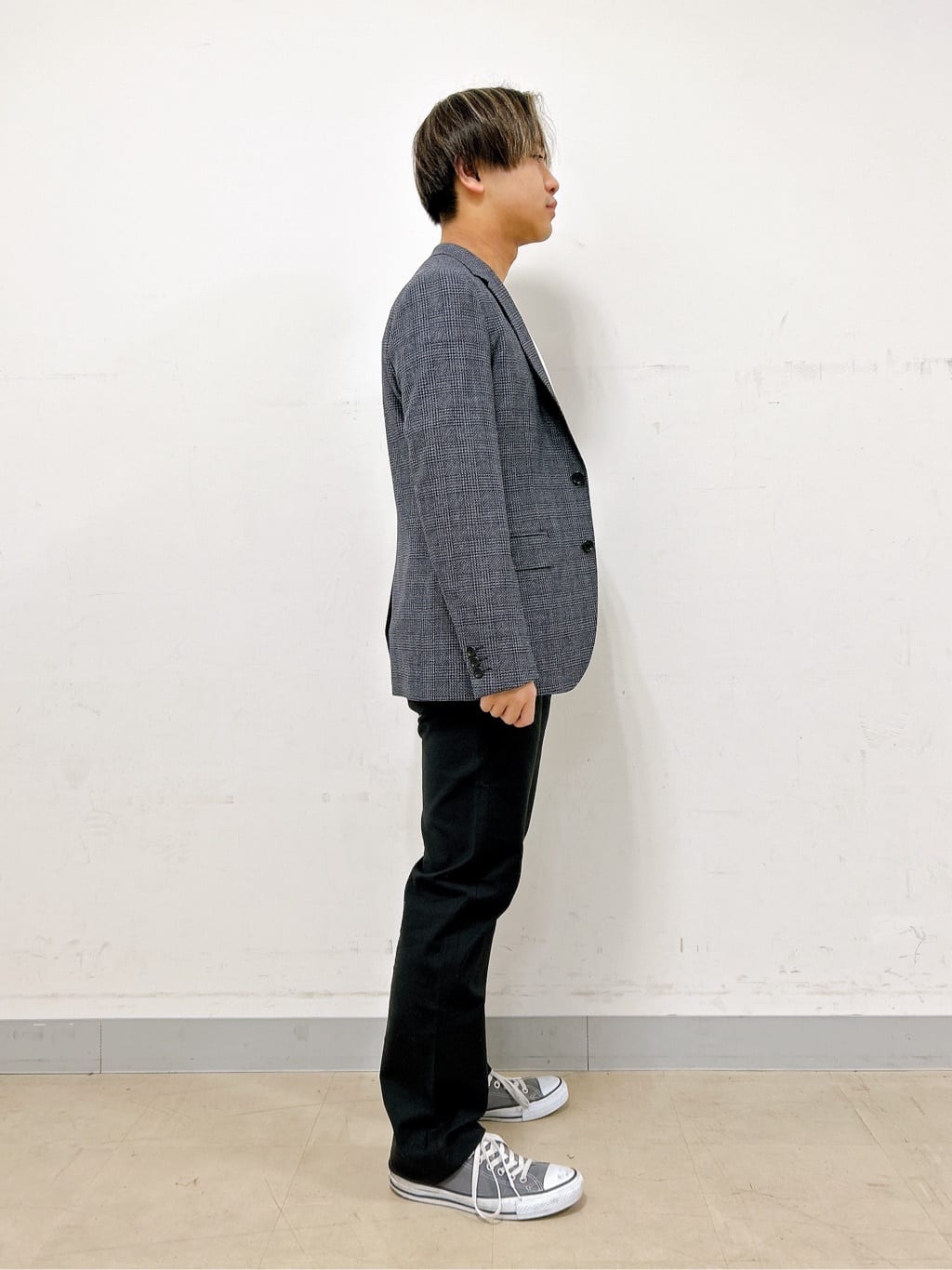 Hiroさんの「TAKEO KIKUCHI｜【Made in JAPAN】播州織 ヘリンボン ストレート パンツ」を使ったコーディネート