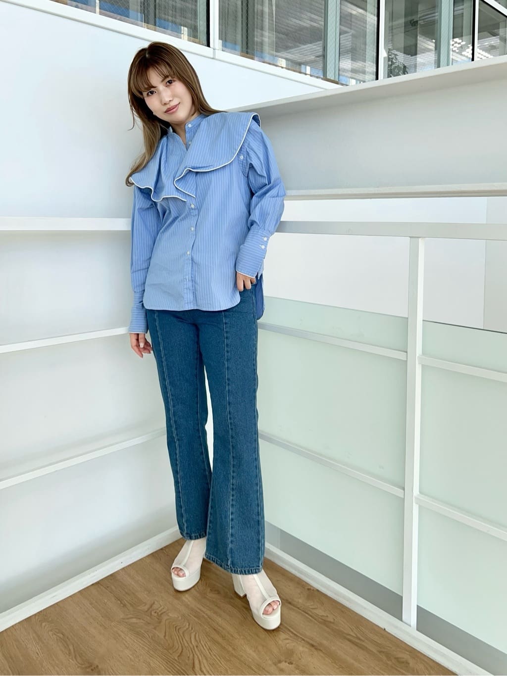 ayaさんの「ESPERANZA｜厚底ラク盛りブーツヒールサンダル」を使ったコーディネート