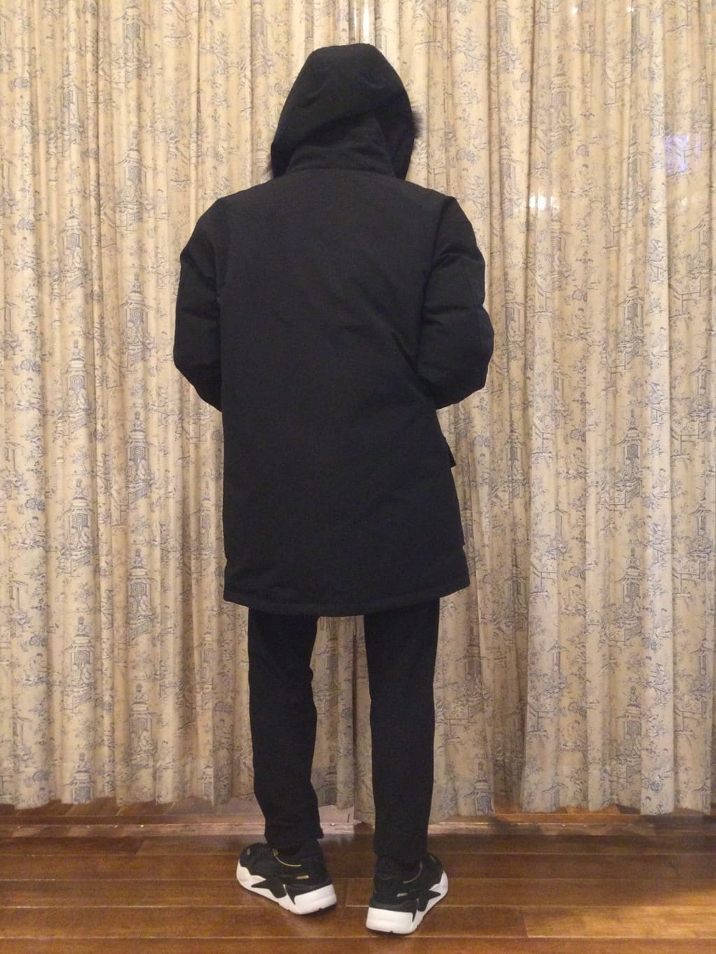 torigoeさんの「DRESSTERIOR｜オーバーラップサークル カシミヤ100%マフラー」を使ったコーディネート