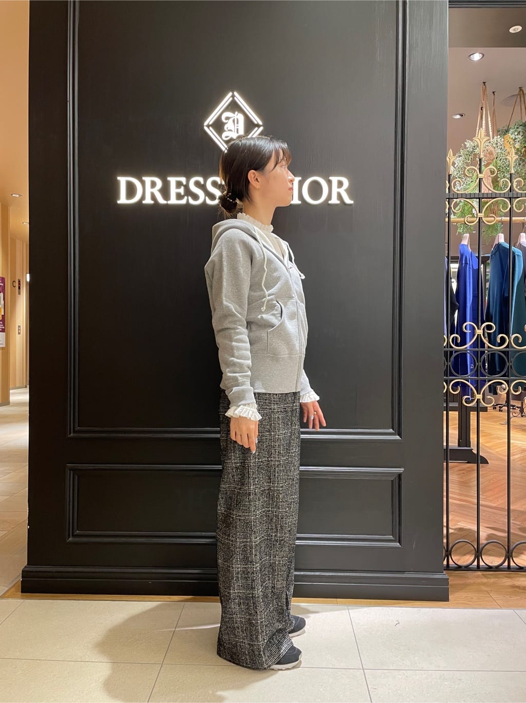 Karinさんの「DRESSTERIOR｜デキシー吊裏毛ジップアップパーカ」を使ったコーディネート