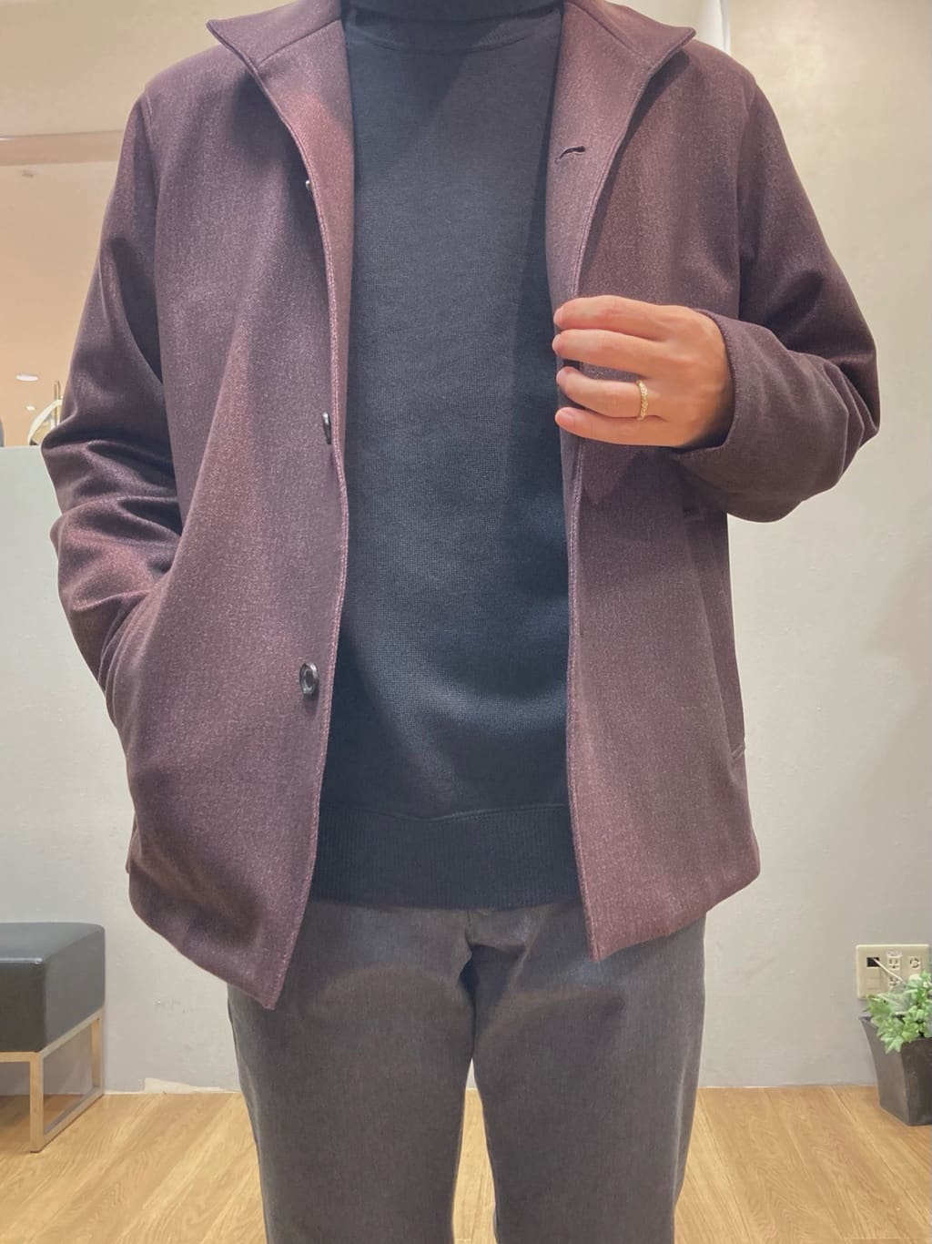 シュンさんの「TAKEO KIKUCHI｜【DOWN FABRIC】ダウンファブリック スタンドカラーブルゾン」を使ったコーディネート