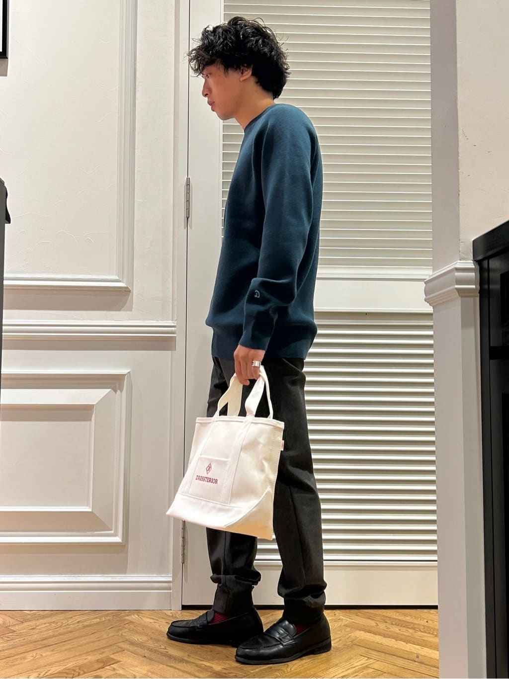須田　慎二郎さんの「DRESSTERIOR｜【撥水加工/Safari5月号掲載】ローファー」を使ったコーディネート
