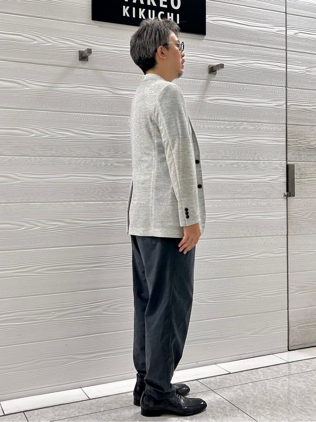 すーさんの「TAKEO KIKUCHI｜【尾州織】リネンブレンド メッシュ ジャケット」を使ったコーディネート