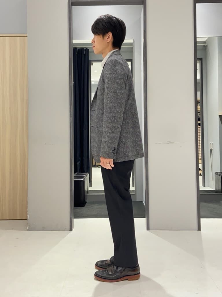 わいずみさんの「TAKEO KIKUCHI｜【抗菌防臭】COOL DOTS（R）ドビープリント ジャケット」を使ったコーディネート