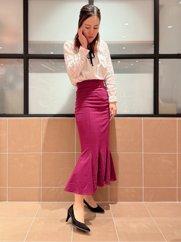すみれさんの「ESPERANZA｜【12時間パンプス】約7.5㎝　歩きやすくて疲れにくい」を使ったコーディネート