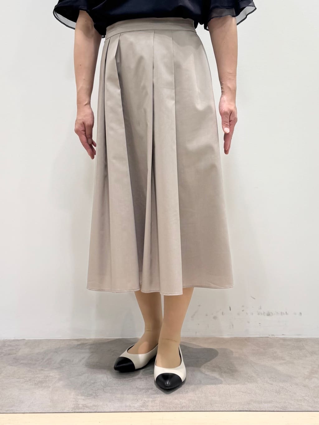 koyaさんの「Reflect｜◆【洗える】キレイめジャージプルオーバー」を使ったコーディネート