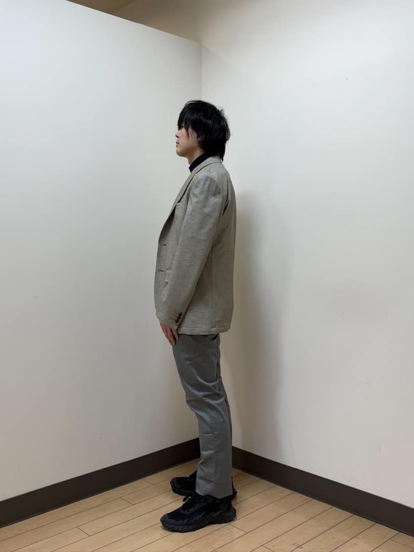 あきやまさんの「TAKEO KIKUCHI｜【全7サイズ&times;8色展開！】トップマルチヘリンボン パンツ」を使ったコーディネート