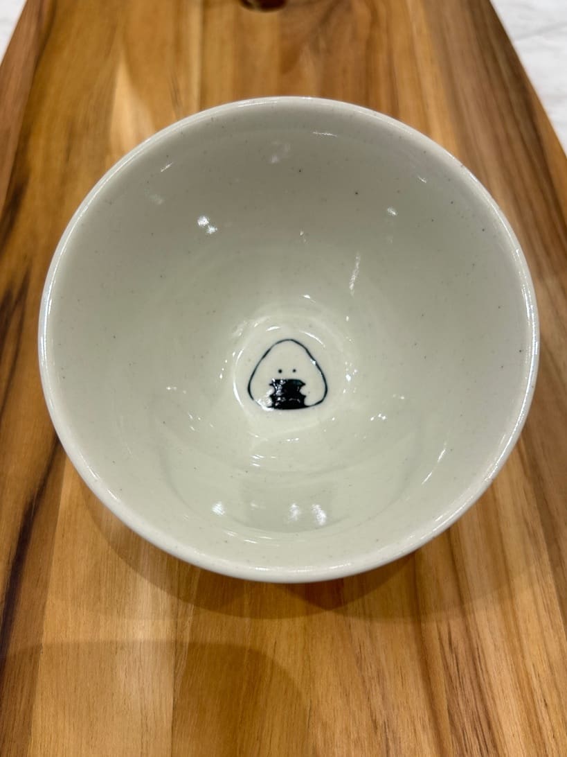 たかともさんの「212 KITCHEN STORE｜ぎゅっとおにぎりさん 抗菌汁椀 梅 赤」を使ったコーディネート