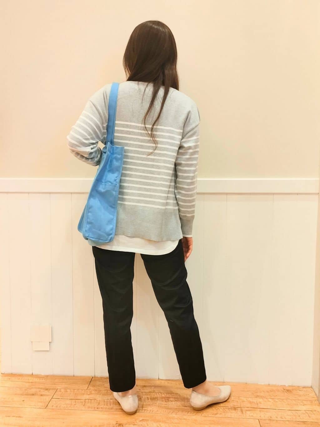 NMさんの「SHOO･LA･RUE｜◆【高レビュー/洗える/美脚シルエット】ソフトスティックパンツ」を使ったコーディネート