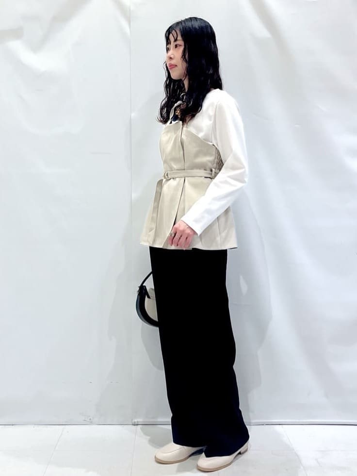 komaさんの「OPAQUE.CLIP｜◆ベルト付ビスチェドッキングカットソー【洗濯機洗い可】」を使ったコーディネート