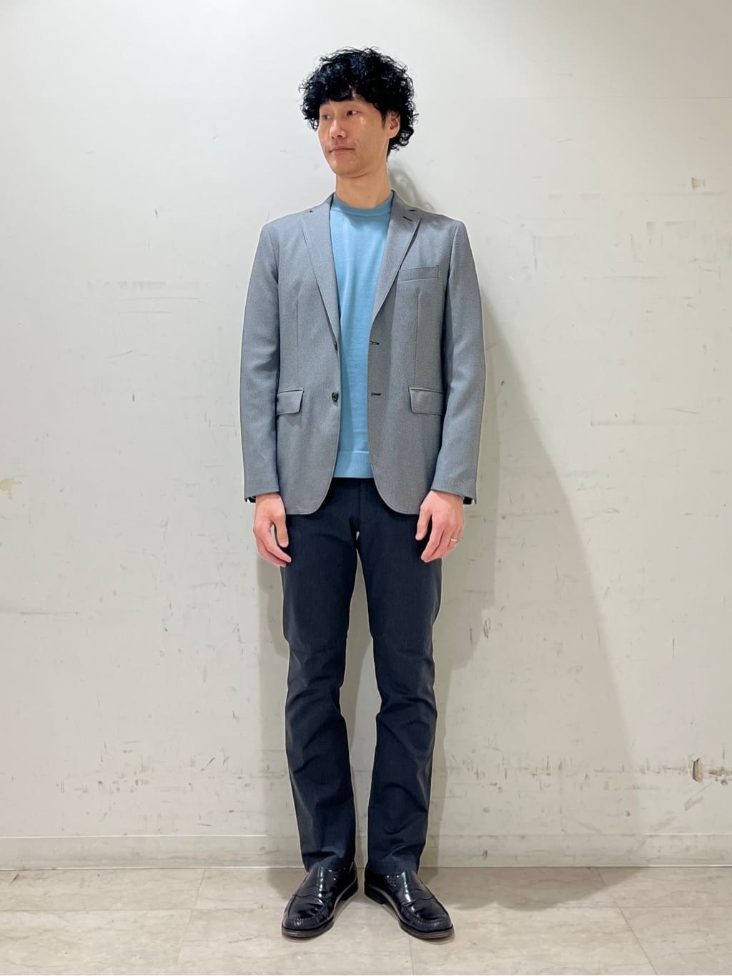 mutoさんの「TAKEO KIKUCHI｜【全7サイズ&times;8色展開！】トップマルチヘリンボン パンツ」を使ったコーディネート