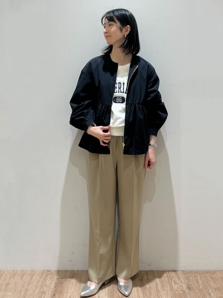 momokoさんの「OPAQUE.CLIP｜◆カレッジロゴスウェット【洗濯機洗い可】」を使ったコーディネート