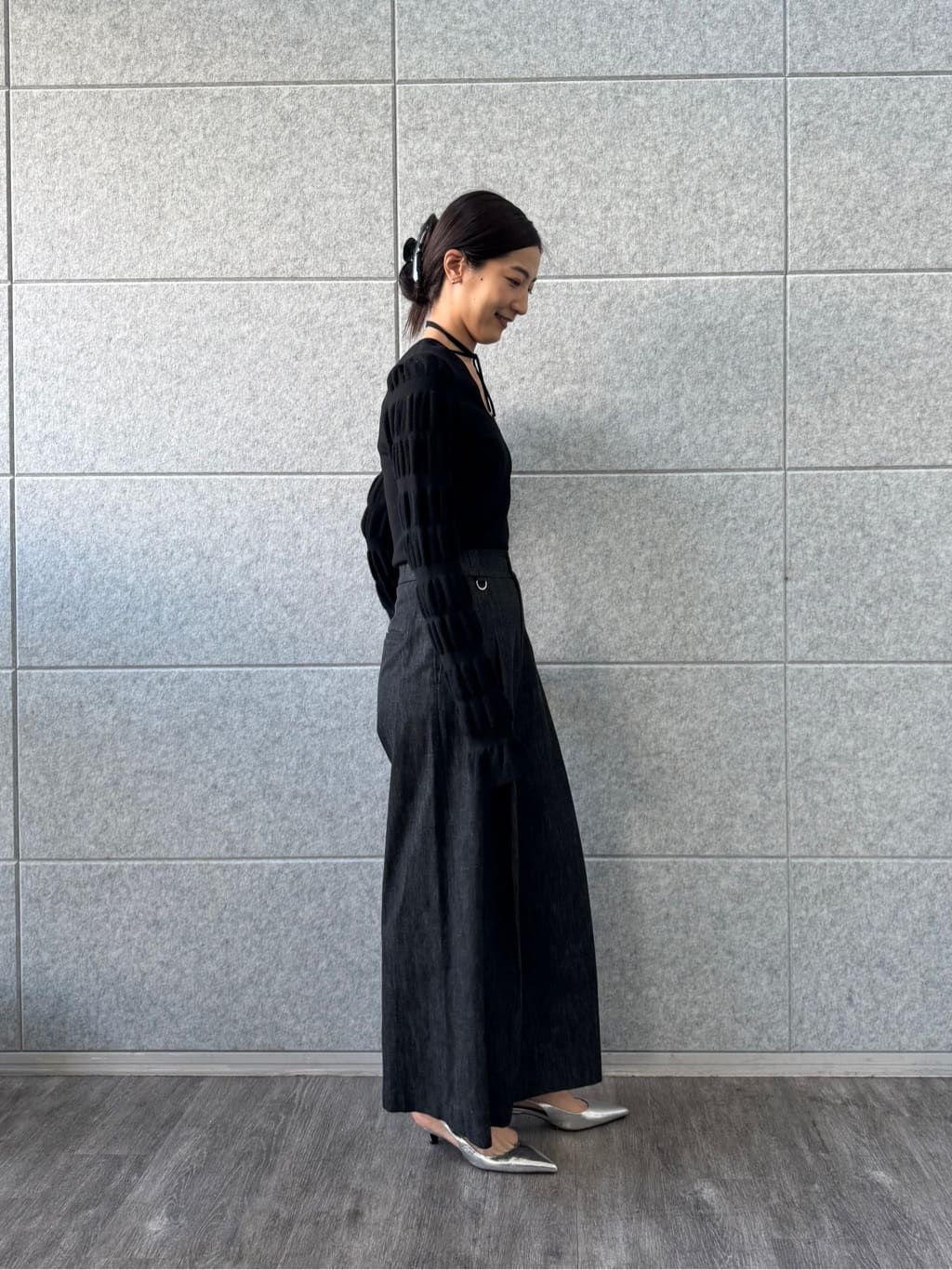 uchi__yamaさんの「CODE A｜gathered sleeves knit」を使ったコーディネート