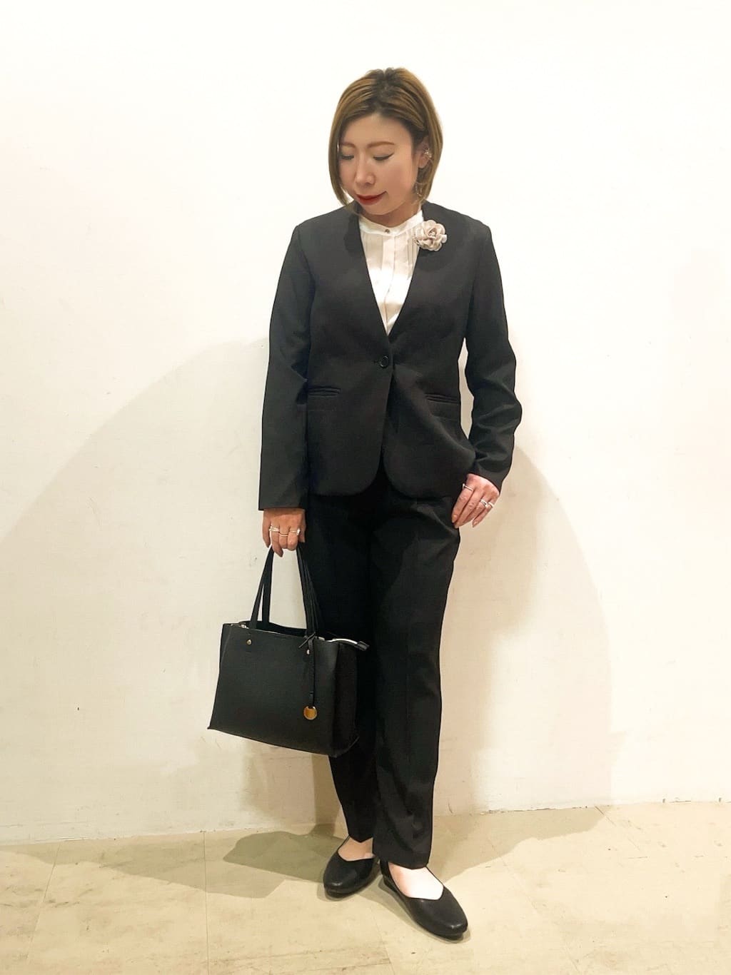 Ricoさんの「SHOO･LA･RUE｜◆【S-LL/撥水/防花粉】オンにもオフにも ステンカラーコート」を使ったコーディネート