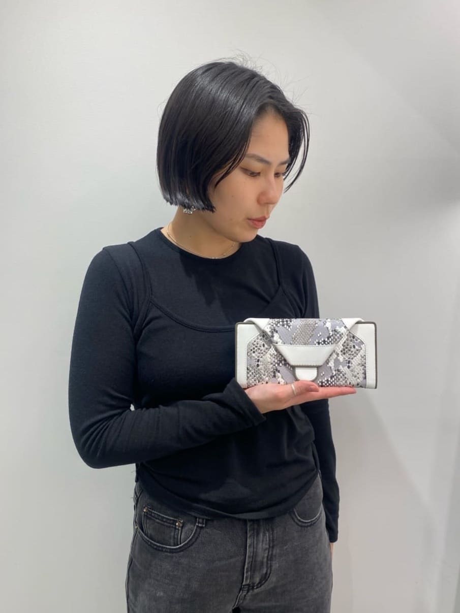 Uさんの「HIROKO HAYASHI｜◆GOTICA（ゴティカ）長財布」を使ったコーディネート