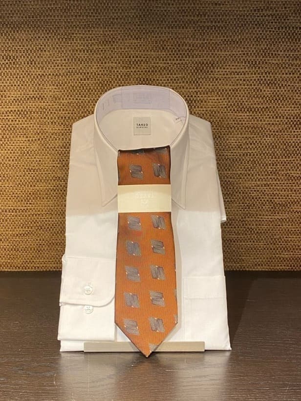 かわぴーさんの「TAKEO KIKUCHI｜【Made in JAPAN】ブロード レギュラーカラー ドレスシャツ」を使ったコーディネート