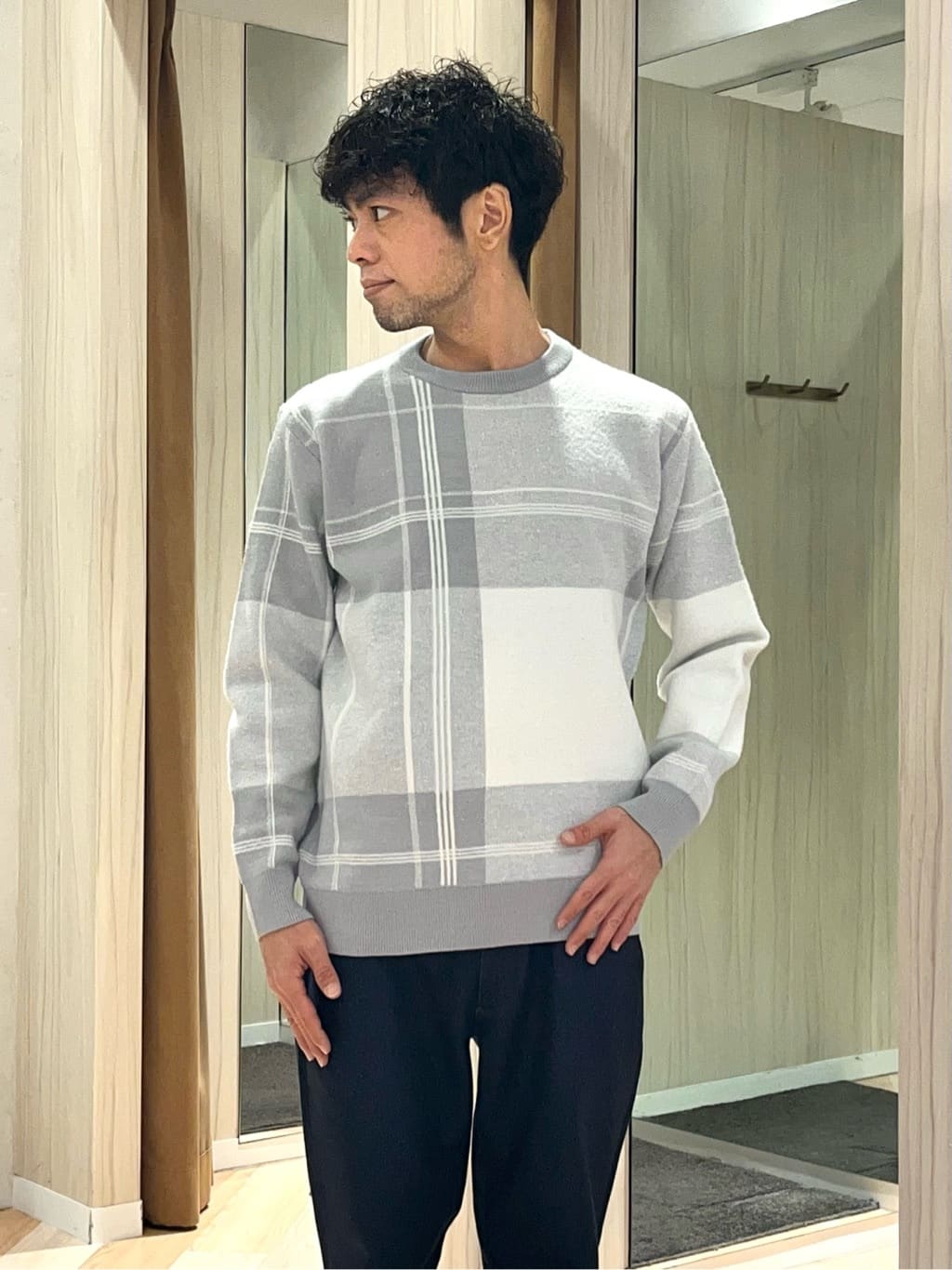 URAさんの「TAKEO KIKUCHI｜【3WAY】ハウンズトゥース ダウンライナー コート」を使ったコーディネート