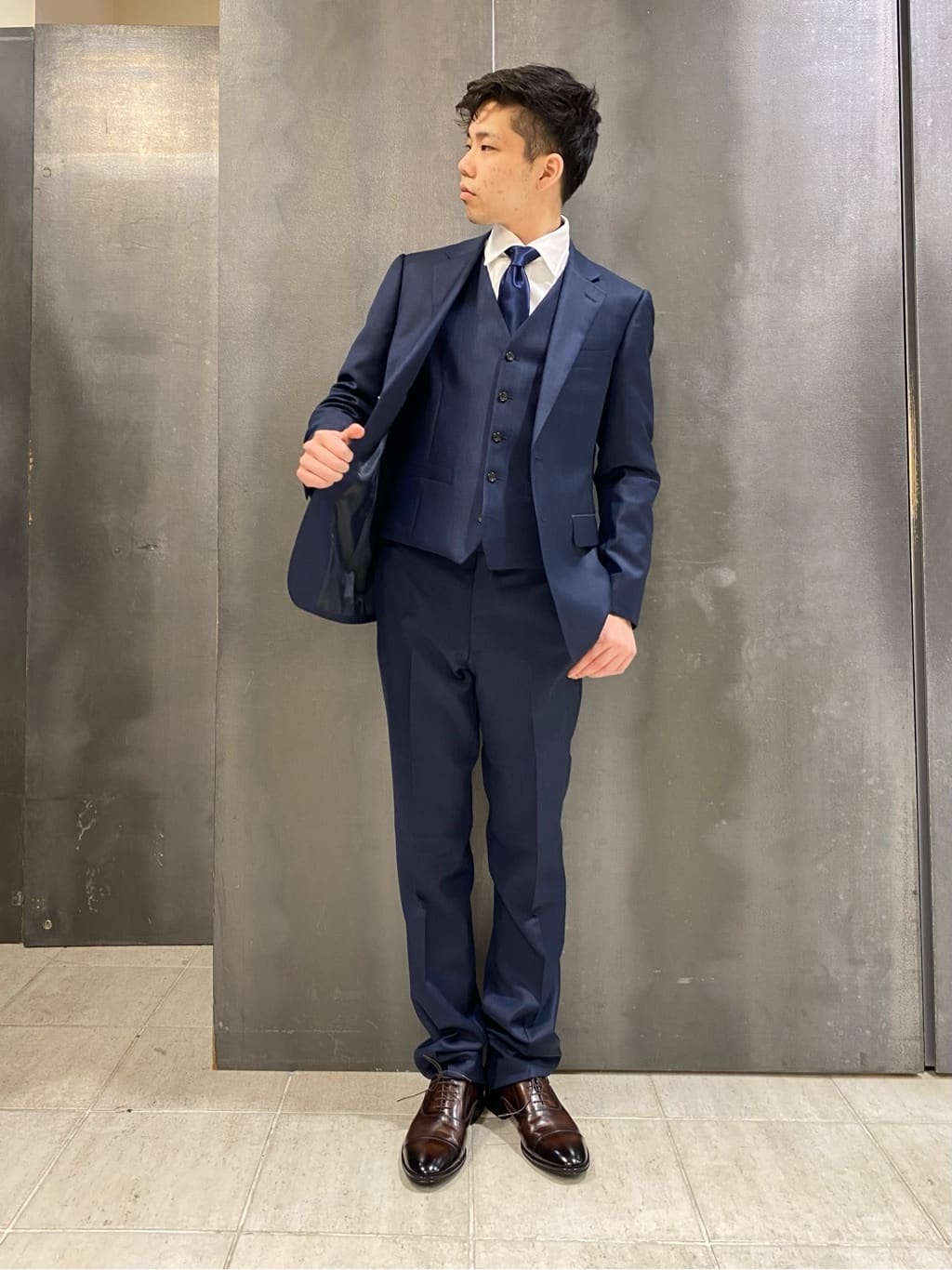 shoumaさんの「TAKEO KIKUCHI｜ストレートチップシューズ[ メンズ ビジネス シューズ 結婚式 ]」を使ったコーディネート