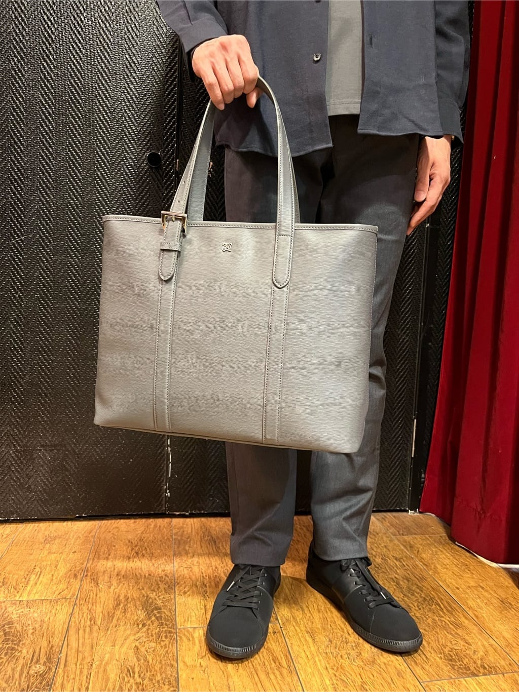  matsuさんの「TAKEO KIKUCHI｜【全7サイズ&times;8色展開！】トップマルチヘリンボン パンツ」を使ったコーディネート