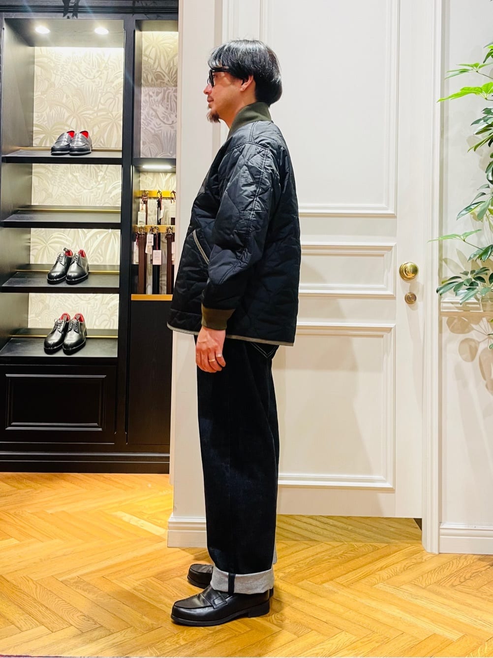 鶴田大士さんの「DRESSTERIOR｜【撥水加工/Safari5月号掲載】ローファー」を使ったコーディネート