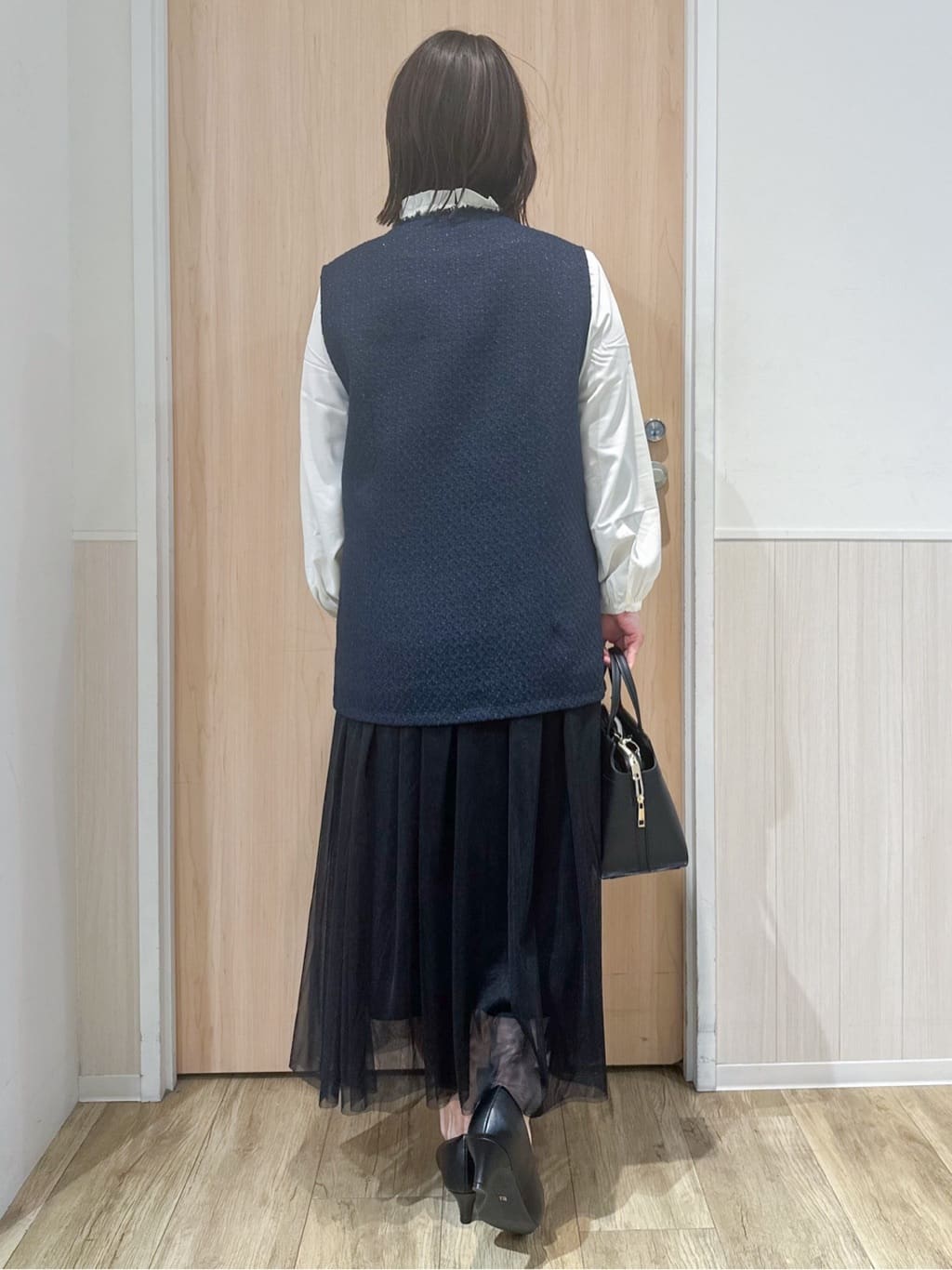 mimoさんの「SHOO･LA･RUE｜◆【S-3L/洗える/セレモニー】さらり軽やか スタンドカラー フリルブラウス」を使ったコーディネート
