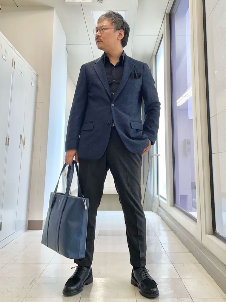 MAKOTO AIさんの「TAKEO KIKUCHI｜【Made in JAPAN】ブロード レギュラーカラー ドレスシャツ」を使ったコーディネート