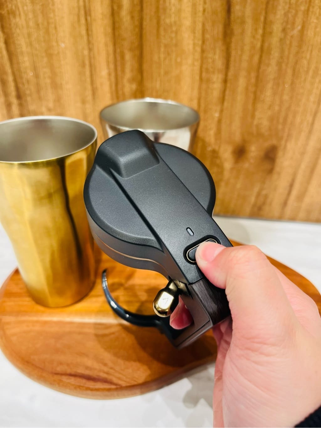 トミーさんの「212 KITCHEN STORE｜ハンディビールサーバー ブラック <GREENHOUSE グリーンハウス>」を使ったコーディネート