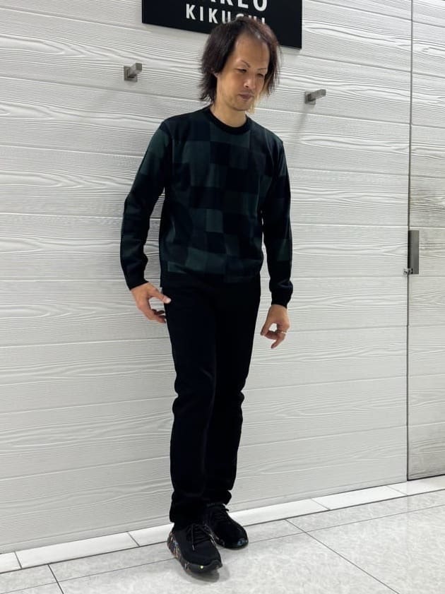 井出恭輔さんの「TAKEO KIKUCHI｜【Sサイズ～】ストレッチ デニム パンツ」を使ったコーディネート