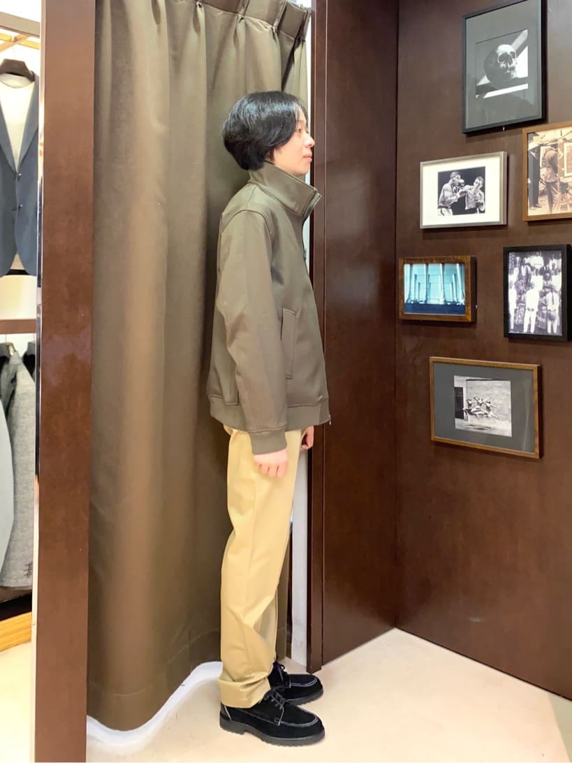 コバヤシさんの「TAKEO KIKUCHI｜【オフィスカジュアル対応】ドレス チノパンツ」を使ったコーディネート