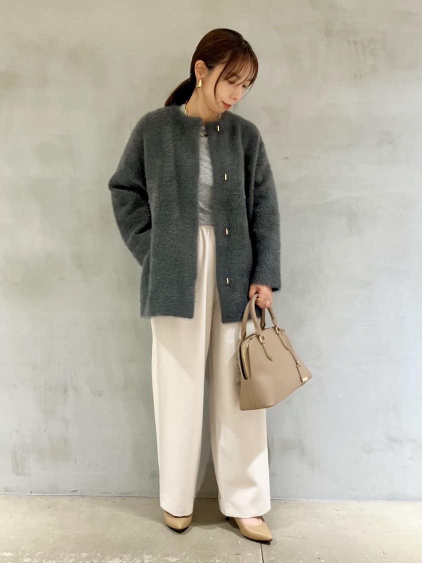 tomoさんの「UNTITLED｜【追加8／名品】2WAYポケットボストンバッグ」を使ったコーディネート