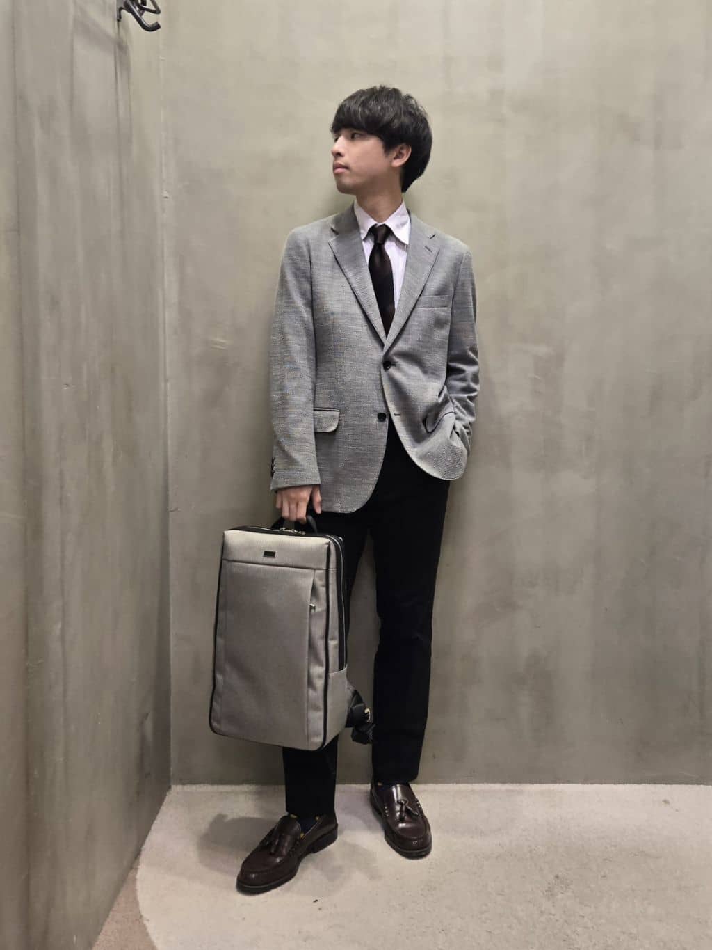 白木駆さんの「TAKEO KIKUCHI｜【Made in JAPAN】市松紋 ドレスシャツ」を使ったコーディネート