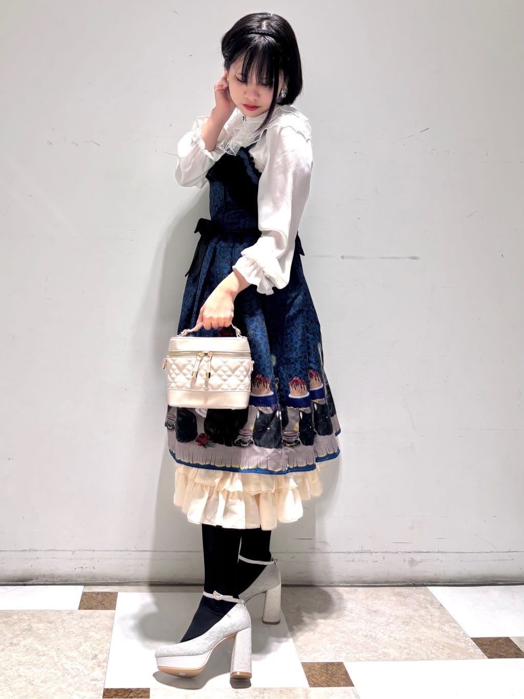 夜桜さんの「ESPERANZA｜クロスダブルバックル厚底パンプス 結婚式二次会 パーティー 25SS」を使ったコーディネート