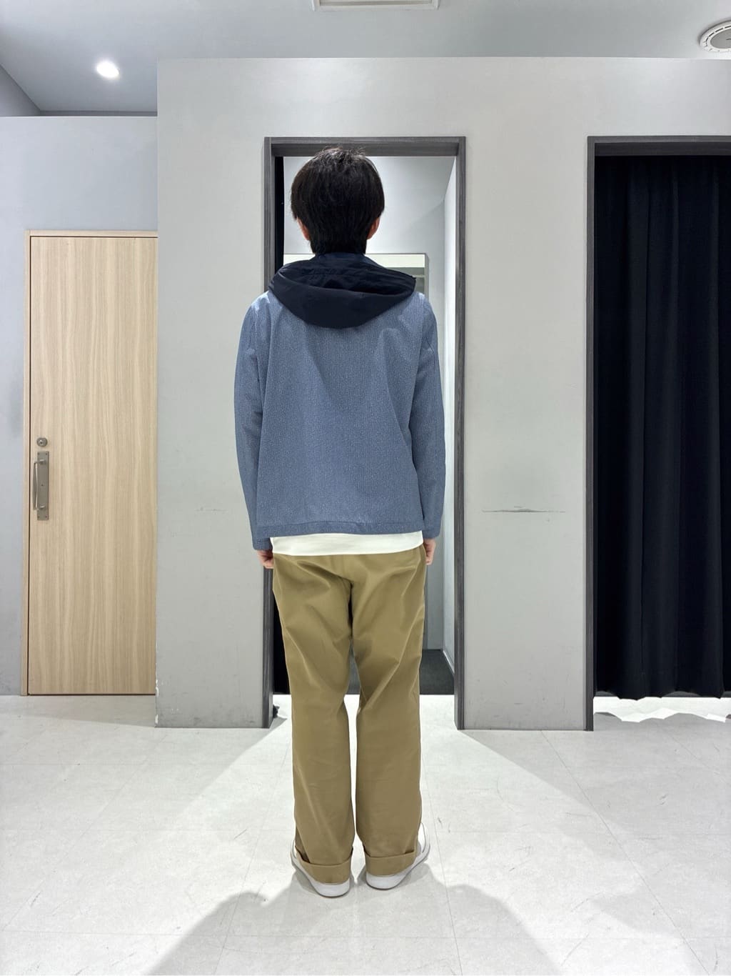 わいずみさんの「TAKEO KIKUCHI｜【キーリング付き】メランジ　大人ショルダーバッグ」を使ったコーディネート
