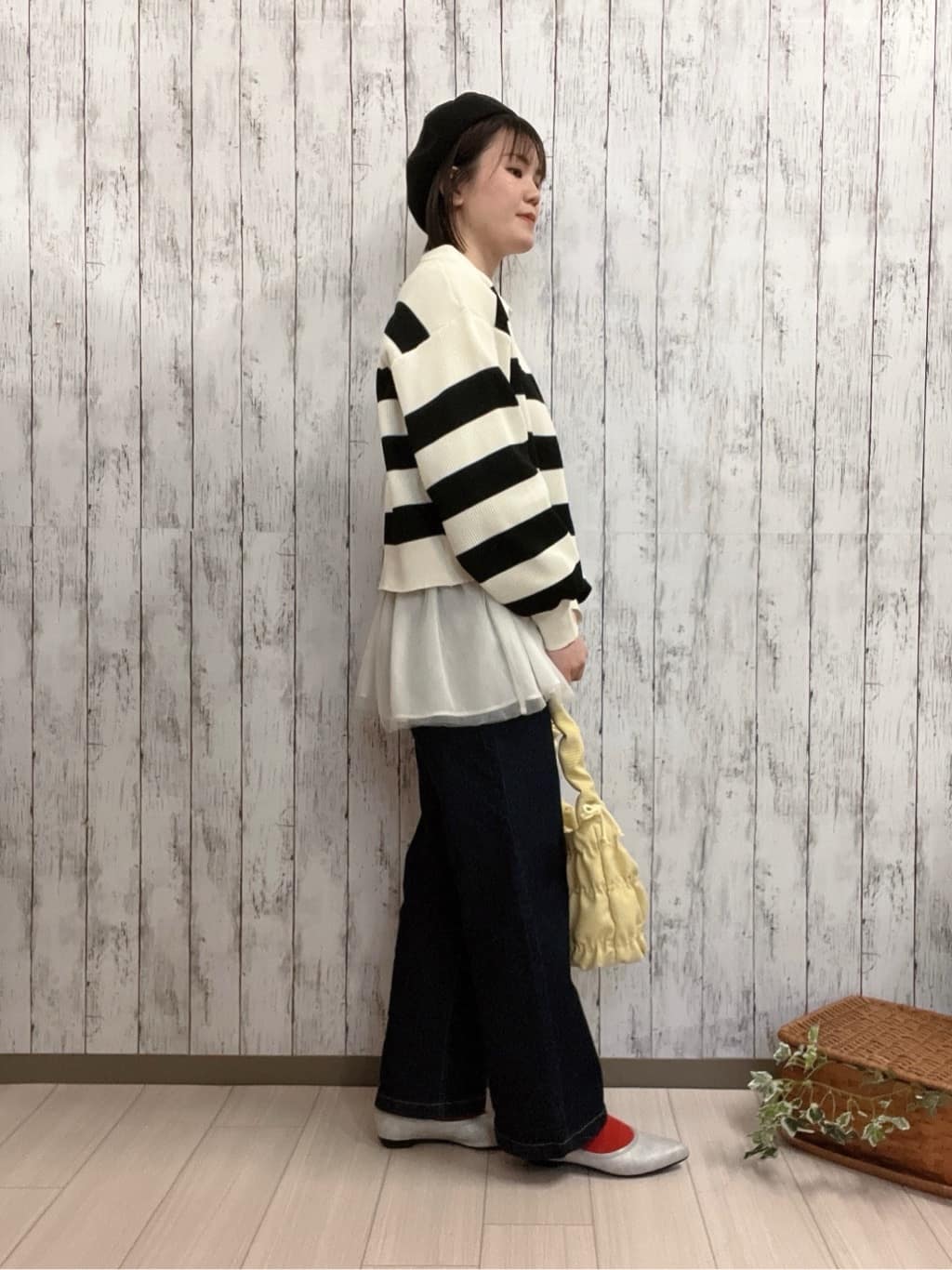 シカさんの「SHOO･LA･RUE｜◆ストレッチアーモンドトゥパンプス」を使ったコーディネート