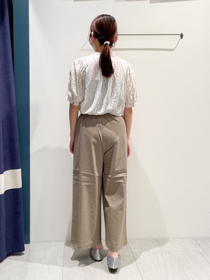 haruさんの「grove｜【冷感】サマーハイパーストレッチワイドパンツ」を使ったコーディネート