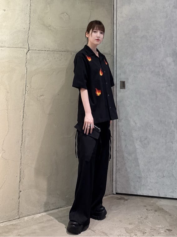 MIKAさんの「tk.TAKEO KIKUCHI｜◆AラインサイドZIPカーゴパンツ」を使ったコーディネート