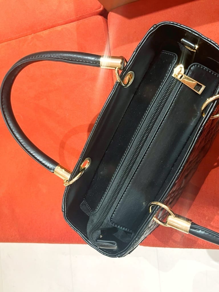 Oさんの「ESPERANZA｜甲ストラップパンプス」を使ったコーディネート
