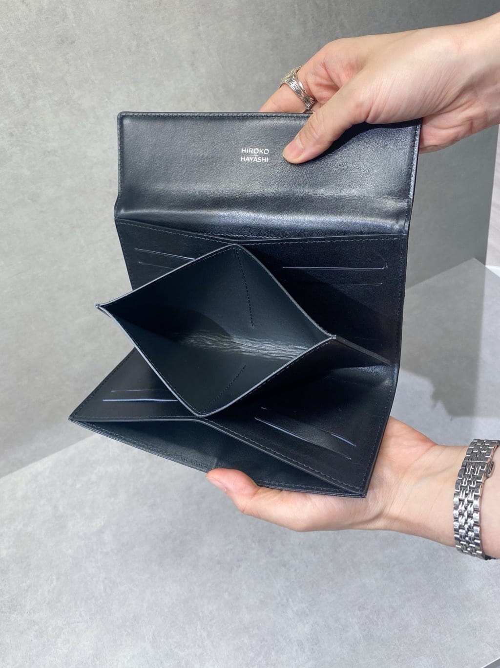 Uさんの「HIROKO HAYASHI｜PANIER（パニエ） ハンドバッグ」を使ったコーディネート