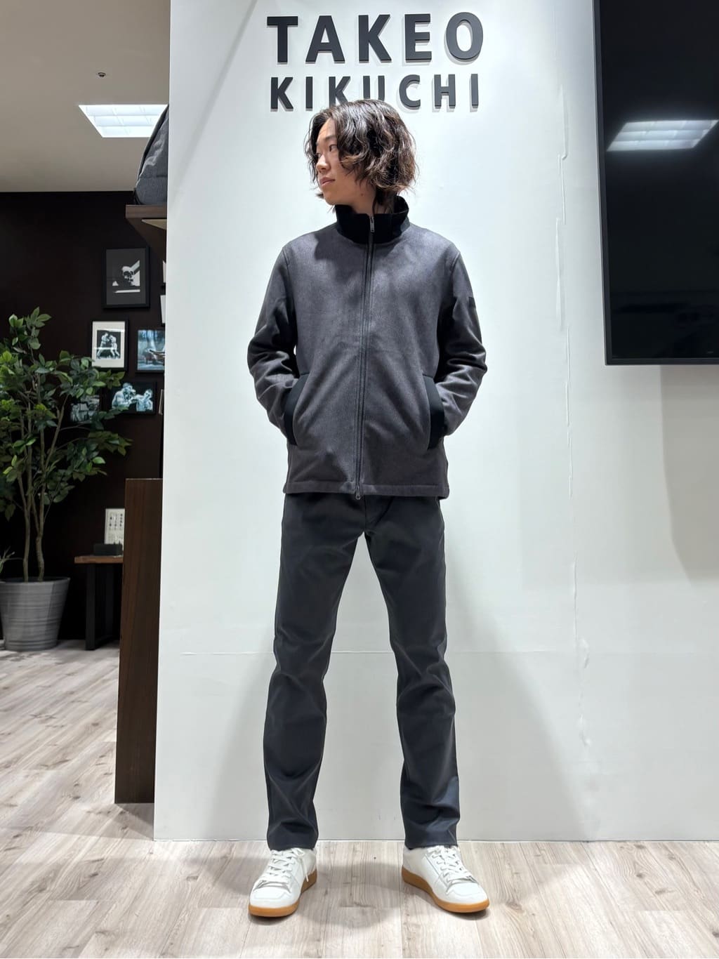 Kaiさんの「TAKEO KIKUCHI｜【全7サイズ&times;8色展開！】トップマルチヘリンボン パンツ」を使ったコーディネート