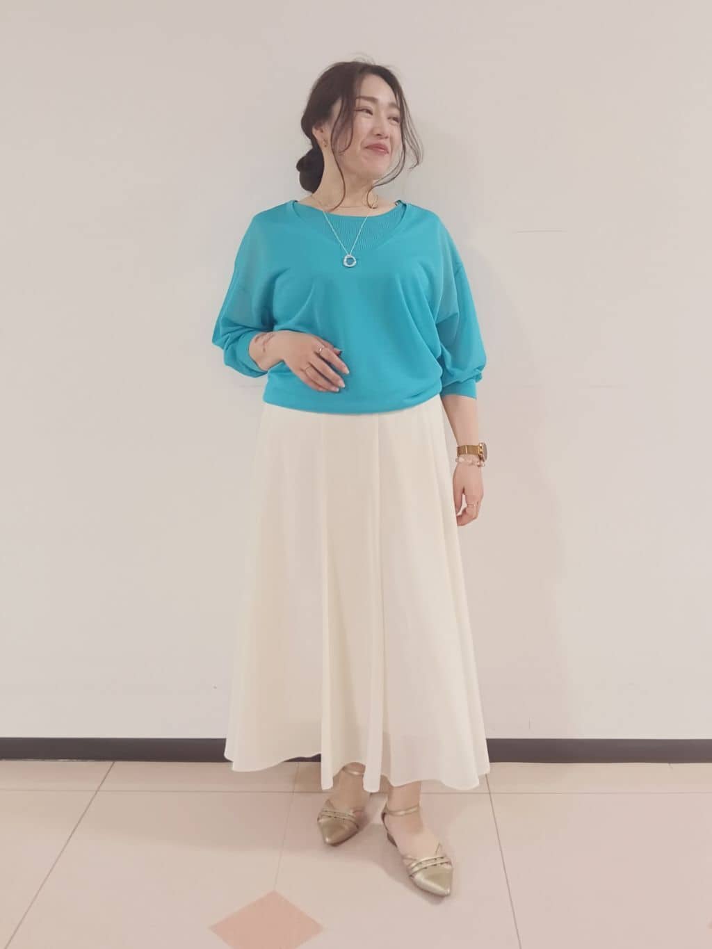 kaoさんの「INDIVI｜◆【洗える／シアーラメ】レイヤード風ニット」を使ったコーディネート