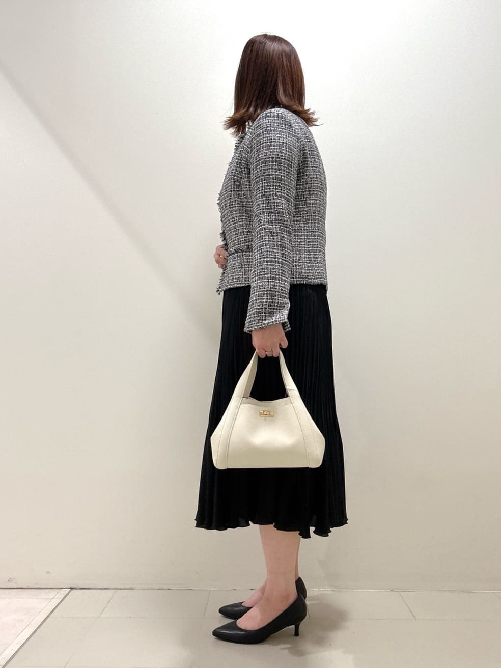 YUIさんの「UNTITLED｜【セレモニー】パール調フリークリップネックレス」を使ったコーディネート