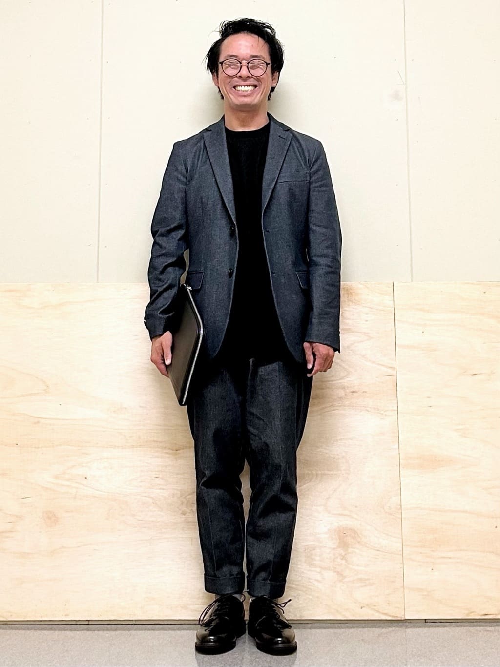 KENJI Iさんの「THE SHOP TK｜【ご好評につき再入荷！！】L字クラッチバッグ 冠婚葬祭/ビジネス/セレモニー/パーティー」を使ったコーディネート